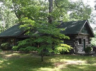 1516 E Doolittle Rd, Woodlawn, IL 62898