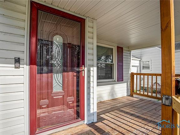 4th image of 187 Windsor Dr