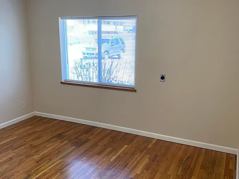 2900 Concord St #107 — Photo 3