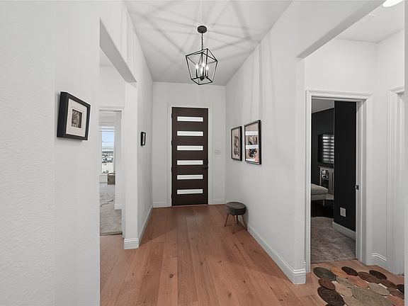 4th image of 7440 Haggard St