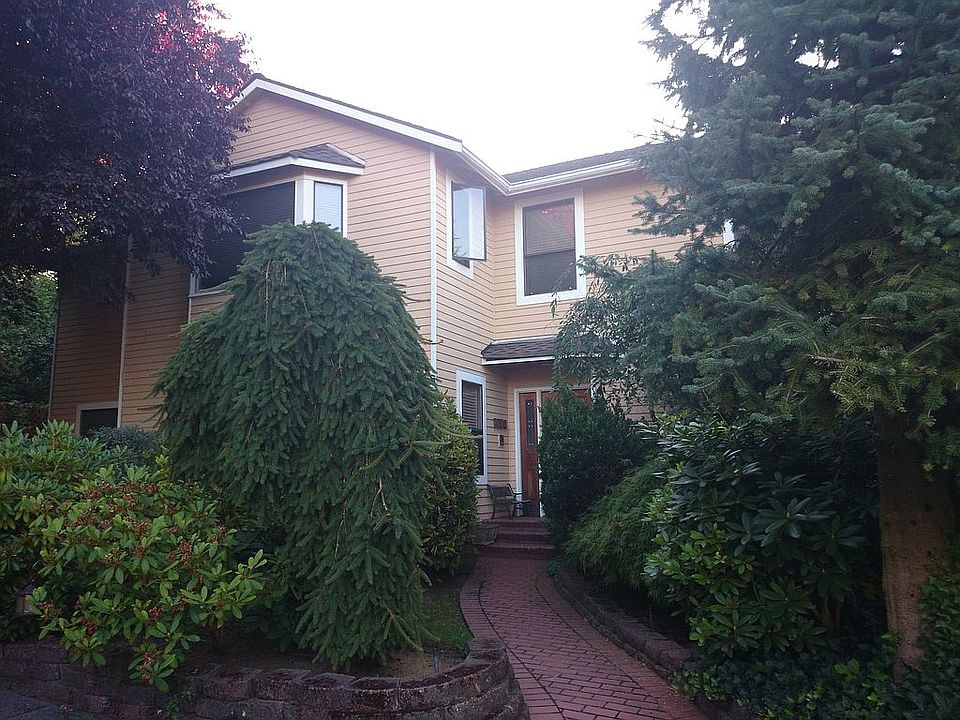 Front entryway