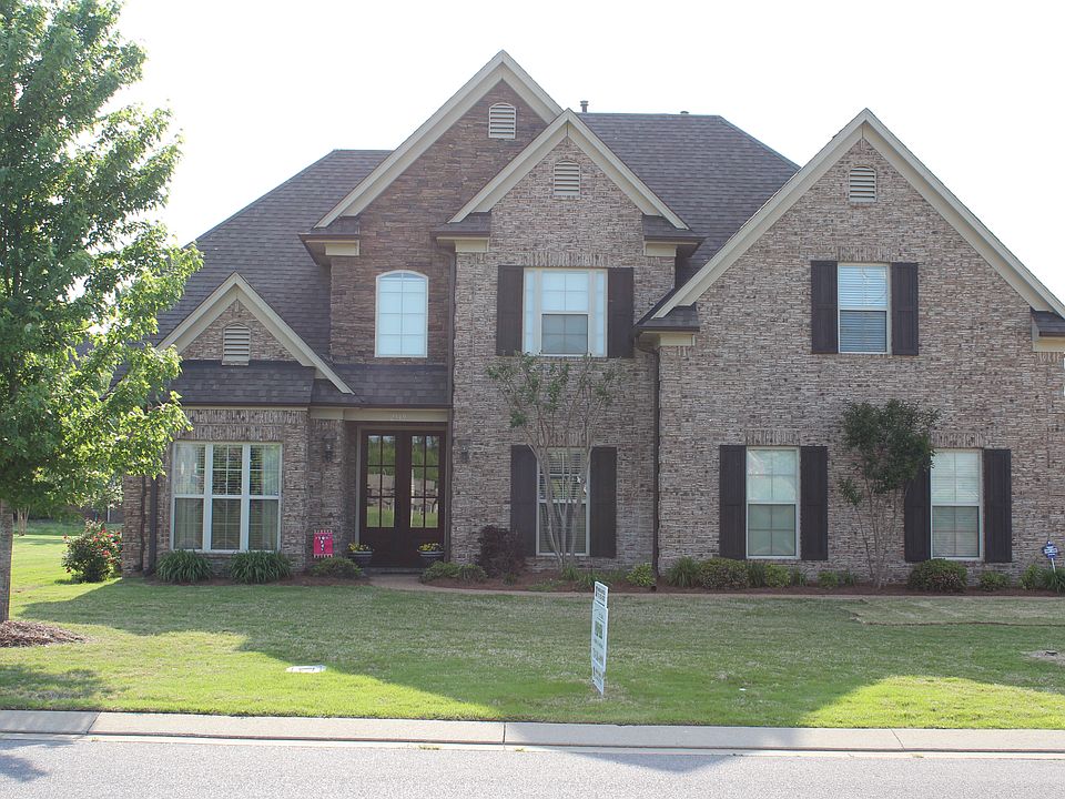 1st image of 2519 Augusta Dr