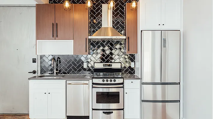 Rented by Nooklyn NYC LLC | media 23