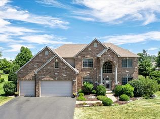 1223 Taus Cir, Yorkville, IL
