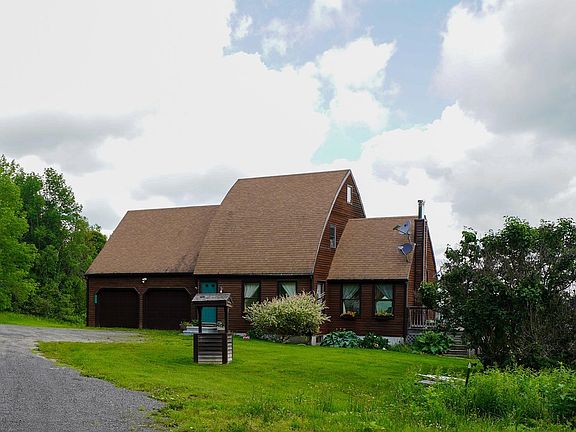 3rd image of 2124 Cold Hill Road