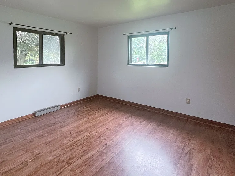 2634 N Salisbury St — Photo 7