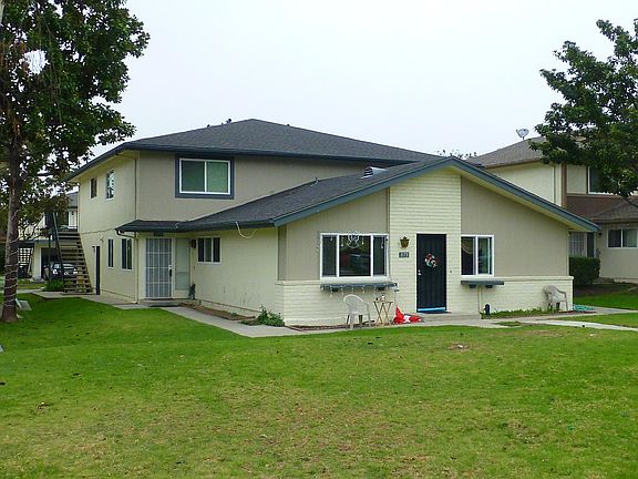 2nd image of 1175 Carlsbad Pl