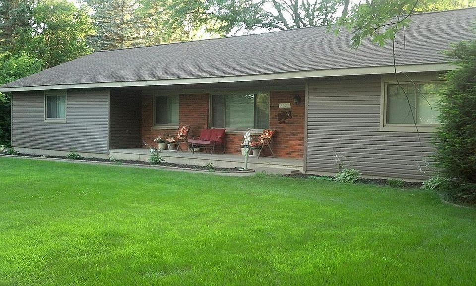 2nd image of 6104 Hereford Rd