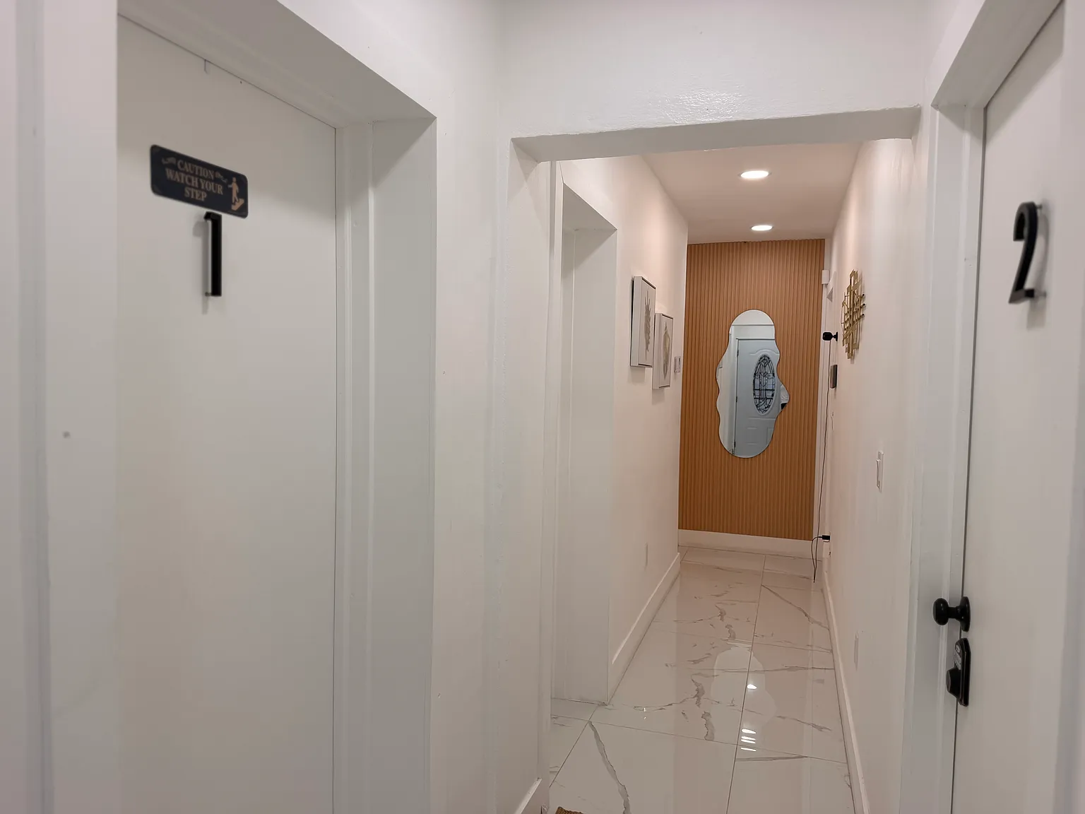 6 bed, $1,000 — Photo 2