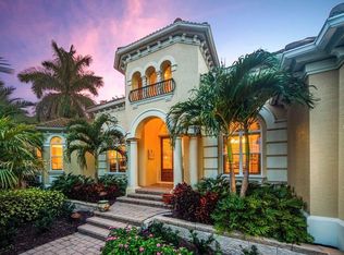 1621 Harbor Cay Ln, Longboat Key, FL 34228