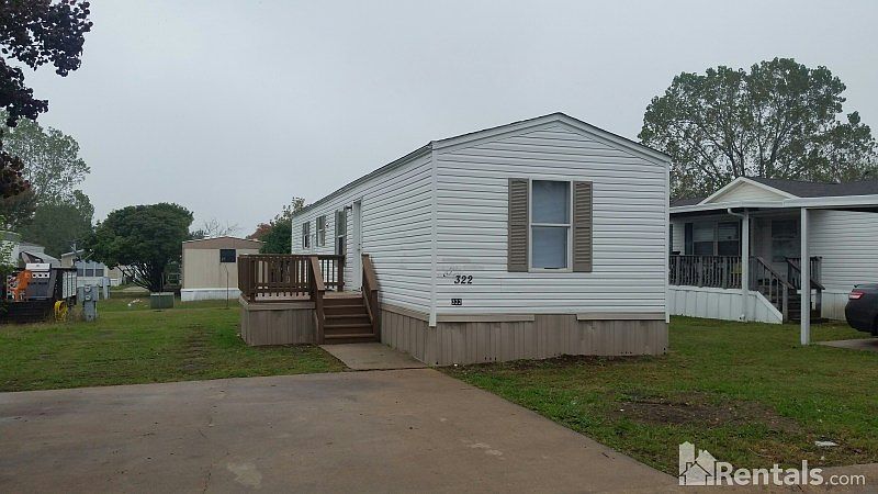 1st image of 322 Bobby Ave