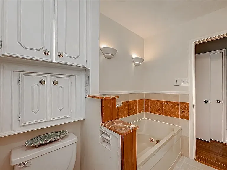 12823 Westhorpe Dr — Photo 21