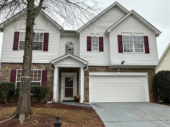 8833 Goldfields Dr, Charlotte, NC 28227