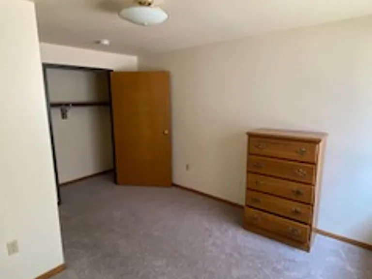 230 W Lakelawn Pl — Photo 13