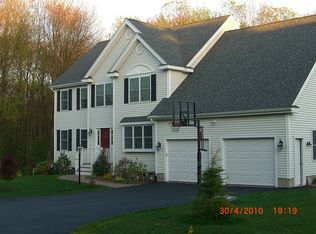 112 Willow St, Acton, MA 01720