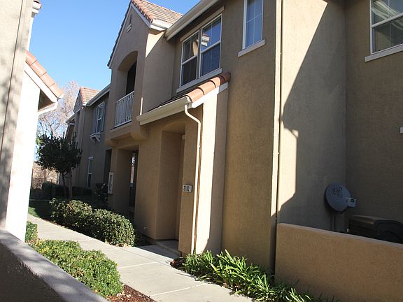 4th image of 2102 Esplanade Cir #2102