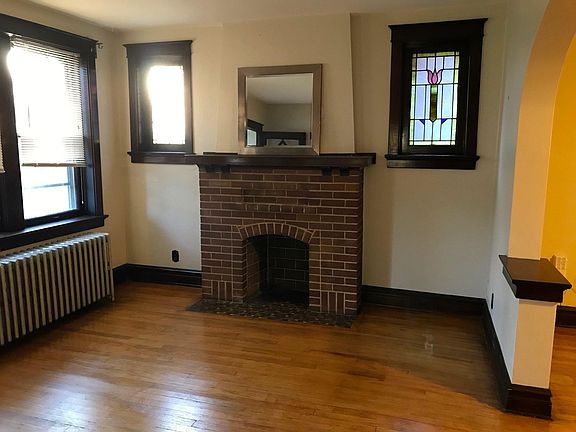 5th image of 4935 Potomac St #1W