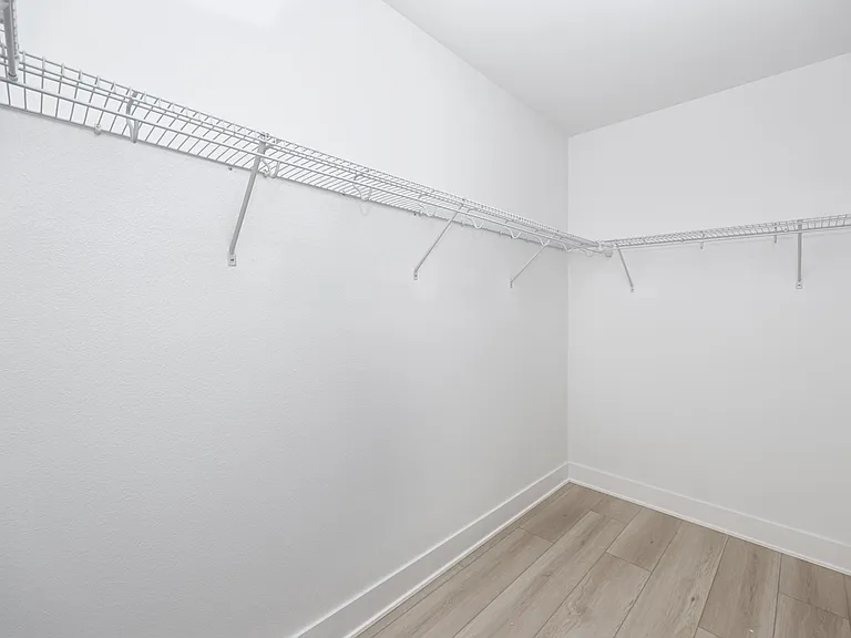 400 150th Ave #503 — Photo 26
