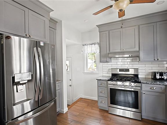 5th image of 646 New Boston Rd