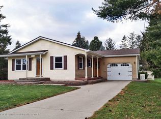 2600 Pleasant Grove Rd, Lansing, MI 48910