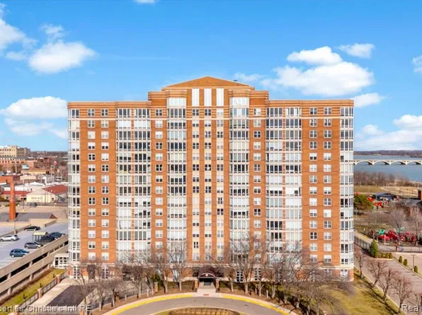 250 E Harbortown Dr, Detroit, MI