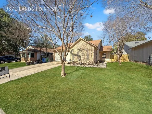 9371 Lands Point St, San Antonio, TX 78250