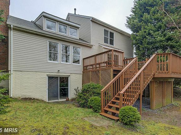 2nd image of 10309 Bedford Ct