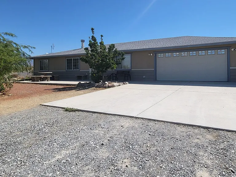831 David Adam Rd — Photo 6