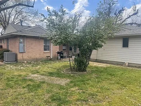 10405 Longmeadow Dr — Photo 16