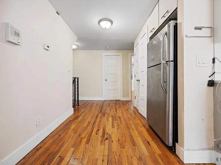 63 Pulaski St #1A — Photo 6