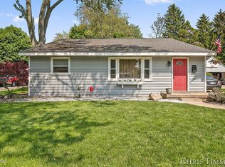 227 S Peck St, Zeeland, MI 49464