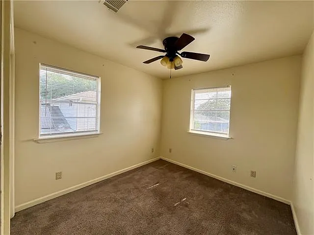 583 Delmar St — Photo 19