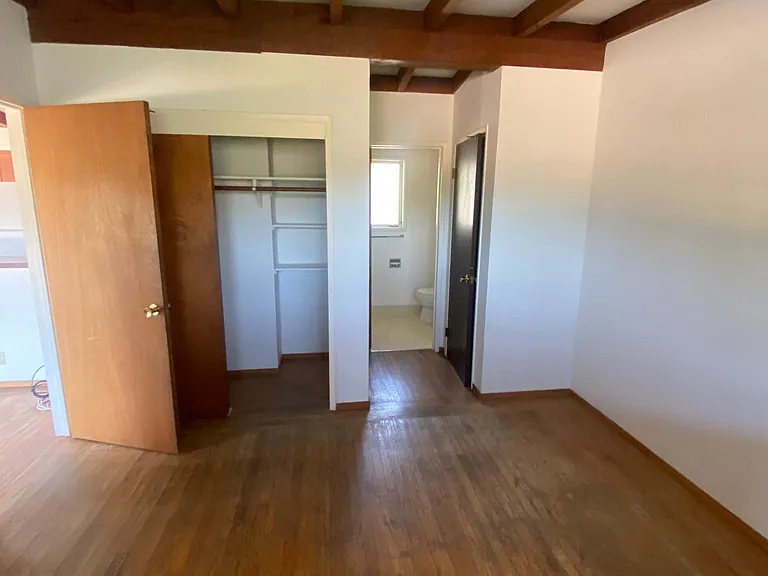 51 Valencia Ave #7 — Photo 6