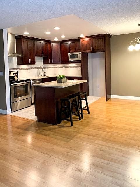 1st image of 814 Camino Real