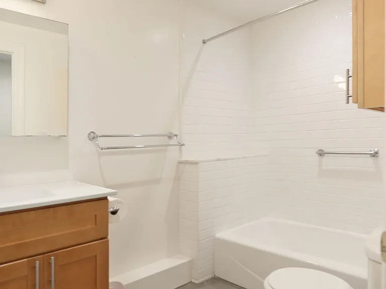 245 11th Ave #1 — Photo 9