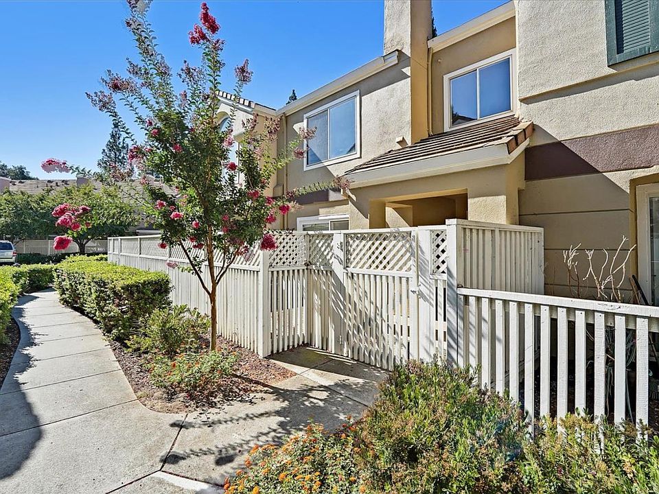 1st image of 6921 Rodling Dr Unit E