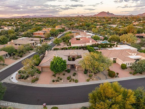 3rd image of 7846 E CANDELARIA Drive
