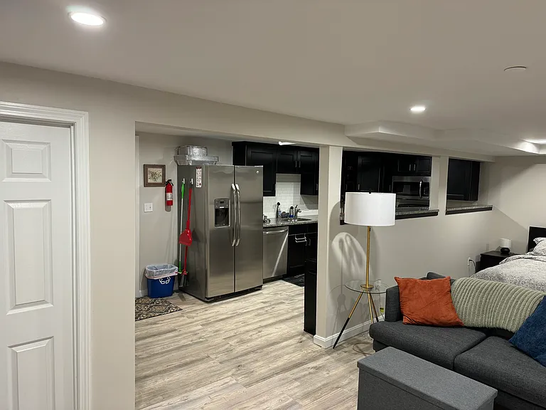 171 Foster St #B — Photo 12