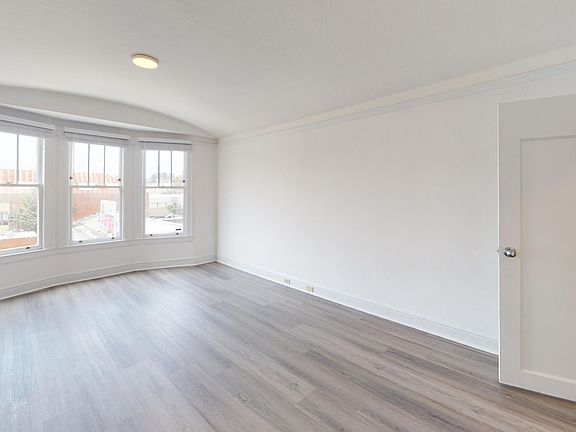 5th image of 1290 Grove St APT 304