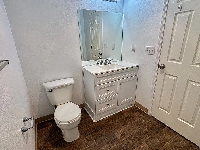 JC0497 — Photo 11