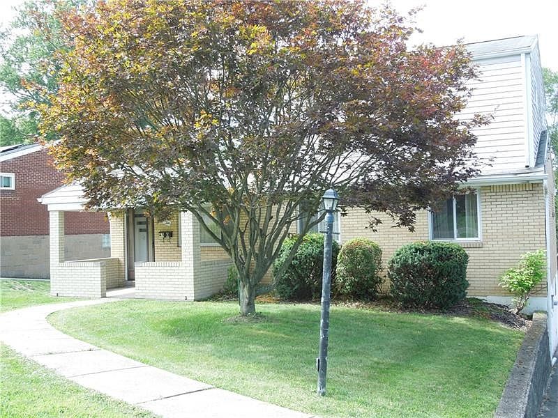 1st image of 410 College Park Dr