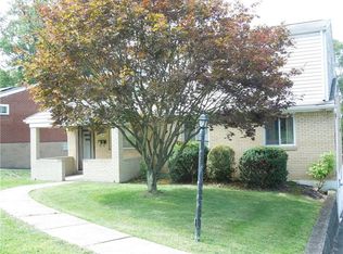 410 College Park Dr, Monroeville, PA 15146