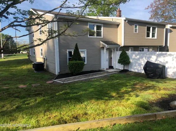 12 Johnson St Unit A, Brick, NJ 08724