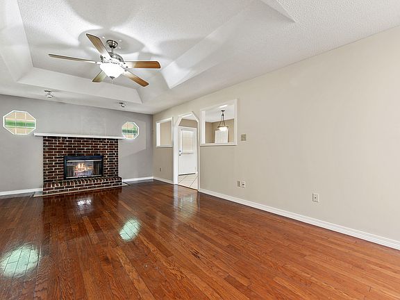 4th image of 3304 N 8th St