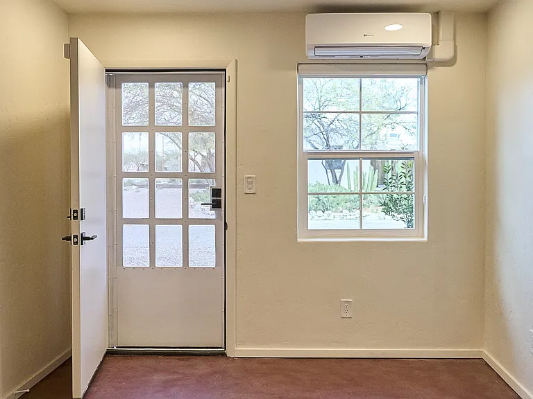 COOLING SYSTEM/ MINI SPLIT