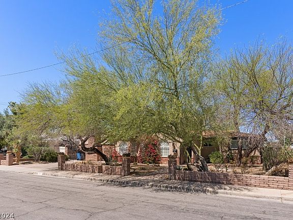 2nd image of 607 Bonita Ave