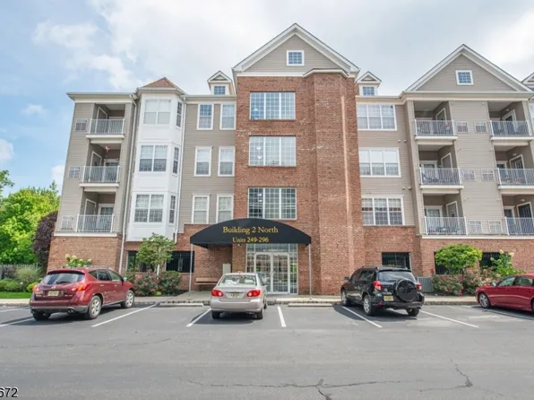 257 Cory Ln #257, Elmwood Park Boro, NJ 07407