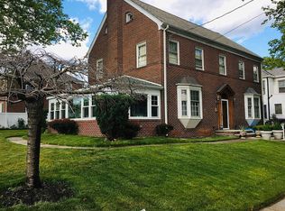 90 Lewis St, Perth Amboy, NJ 08861