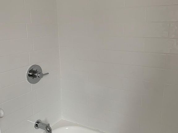 3rd image of 78 Cross St Floor 3