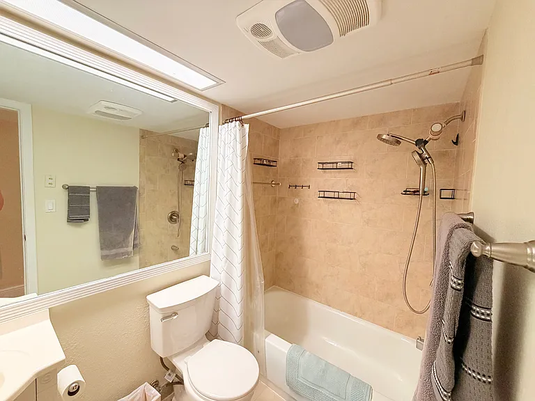 451 Greensward Ln #B202 — Photo 10